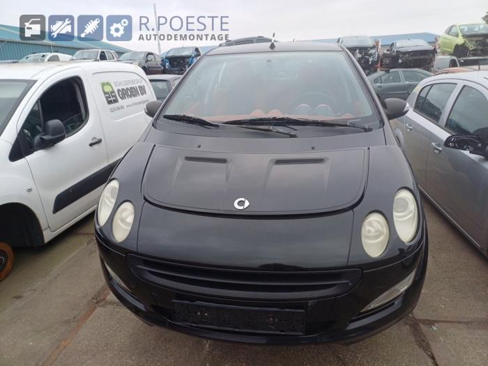Smart Forfour 1.1 12V Vehículo de desguace (2004, Negro)