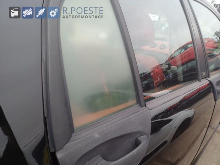 Smart Forfour 1.1 12V Vehículo de desguace (2004, Negro)