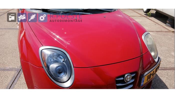 Alfa Romeo MiTo 1.4 Turbo Multi Air 16V Quadrifoglio Verde Vehículo de desguace (2010, Rojo)