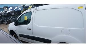 Peugeot Partner 1.6 HDI 90 16V Épave (2010)