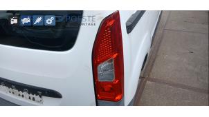 Peugeot Partner 1.6 HDI 90 16V Épave (2010)