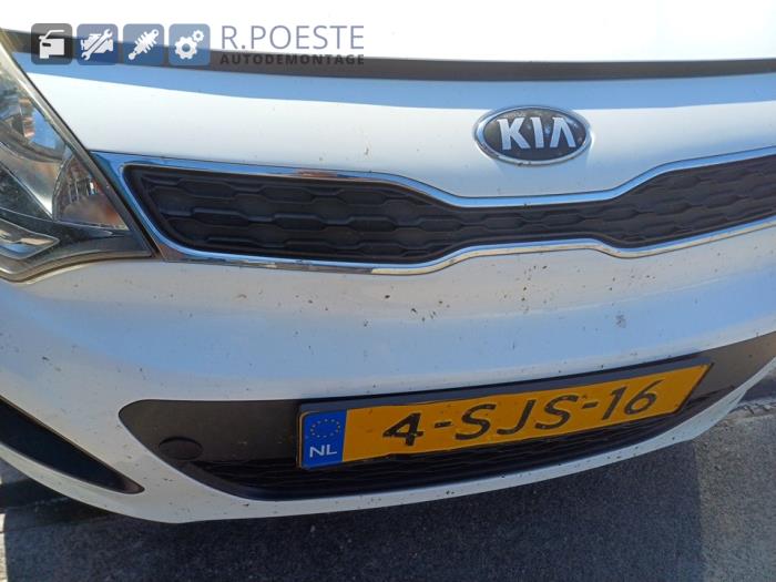 Kia Rio III 1.2 CVVT 16V Vehículo de desguace (2013, Blanco)
