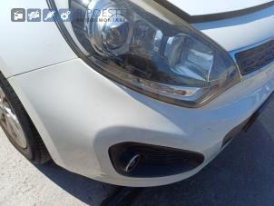 Kia Rio III 1.2 CVVT 16V Vehículo de desguace (2013, Blanco)