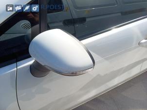 Kia Rio III 1.2 CVVT 16V Vehículo de desguace (2013, Blanco)
