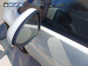 Kia Rio III 1.2 CVVT 16V Vehículo de desguace (2013, Blanco)
