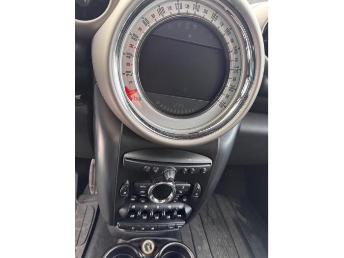 Mini Countryman 2.0 Cooper SD 16V ALL4 Schrottauto (2012, Dunkel, Metallic, Grün)