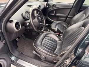 Mini Countryman 2.0 Cooper SD 16V ALL4 Schrottauto (2012, Dunkel, Metallic, Grün)