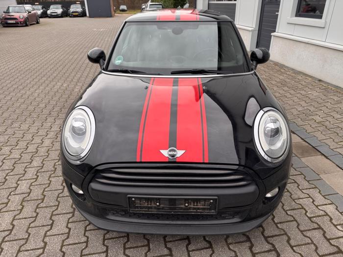 Mini Mini 1.2 12V One Épave (2017, Métallisé, Noir)