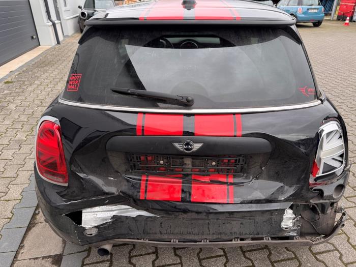 Mini Mini 1.2 12V One Épave (2017, Métallisé, Noir)
