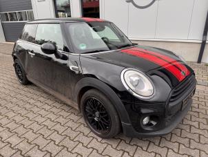 Mini Mini 1.2 12V One Épave (2017, Métallisé, Noir)