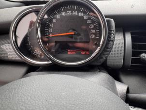 Mini Mini 1.2 12V One Épave (2017, Métallisé, Noir)