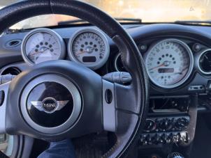 Mini Mini 1.6 16V One Vehículo de desguace (2002, Metálico, Verde)