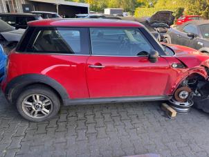 Mini Mini 1.6 16V One Vehículo de desguace (2012, Rojo)