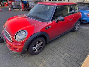 Mini Mini 1.6 16V One Vehículo de desguace (2012, Rojo)