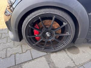 Mini Mini 1.6 16V John Cooper Works Épave (2011, Métallisé, Noir)