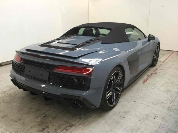 Audi R8 Spyder 5.2 V10 Performance Quattro Samochód złomowany (2020)