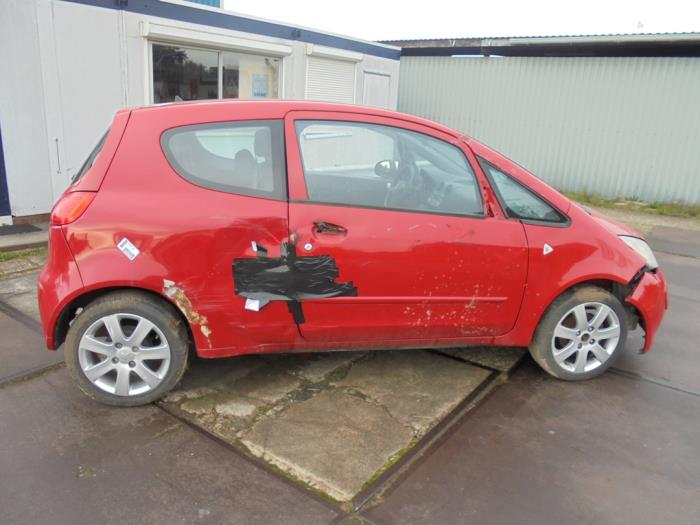 Mitsubishi Colt 1.3 16V Salvage vehicle (2007, Red)