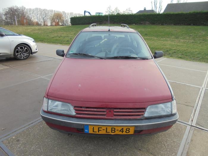 Peugeot 405 1992-1995 panneaux – acheter dans la boutique en ligne