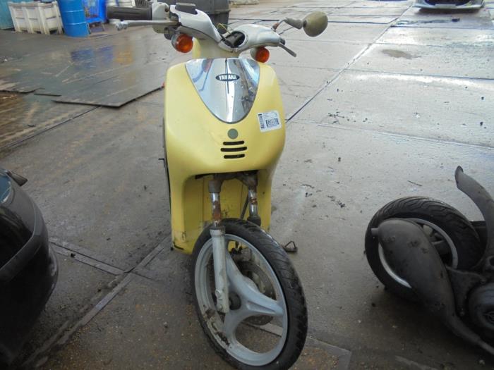 Yamaha Scooter (Vehículo de desguace, 2005, Granito)