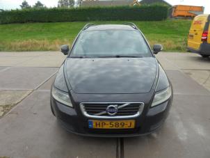 Volvo V50 1.6 D 16V Samochód złomowany (2010, Czarny)