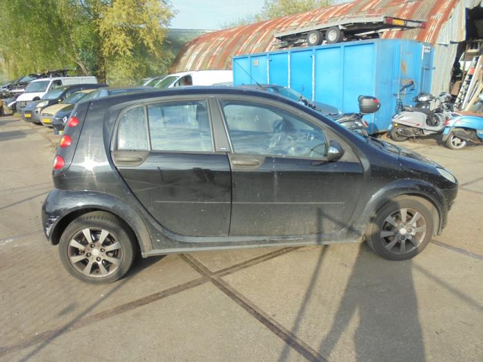 Smart Forfour 1.3 16V Samochód złomowany (2005, Czarny)