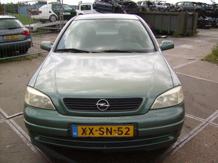 Opel Astra G 1.6 Skrotfordon (1999, GROEN)