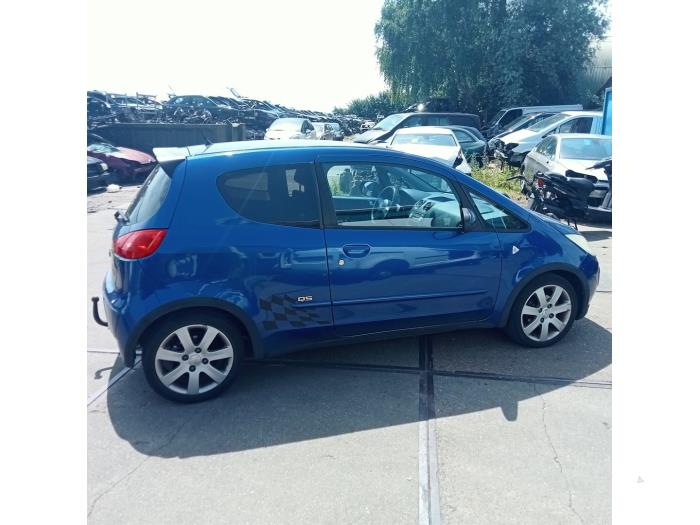 Mitsubishi Colt 1.5 16V Épave (2007, Bleu)