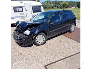 Volkswagen Golf V 1.6 FSI 16V Vehículo de desguace (2006, Negro)
