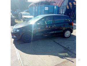 Volkswagen Polo V 1.4 TDI 12V 90 Épave (2016, Noir)