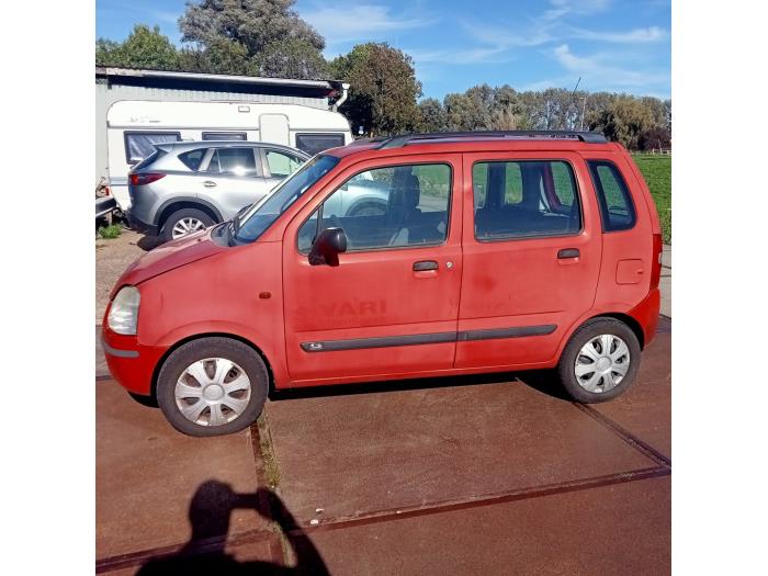 Suzuki Wagon-R+ 1.3 16V Schrottauto (2001, Rot)