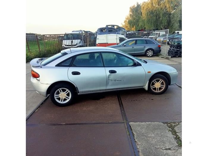 Mazda 323 F 1.5i GLX,GT 16V Schrottauto (1999, Grau)