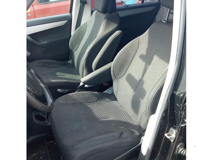 Citroen C4 Grand Picasso 1.6 16V THP Sensodrive,GT THP Schrottauto (2009, Schwarz)