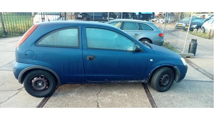 Opel Corsa C 1.2 16V Épave (2004, Bleu)