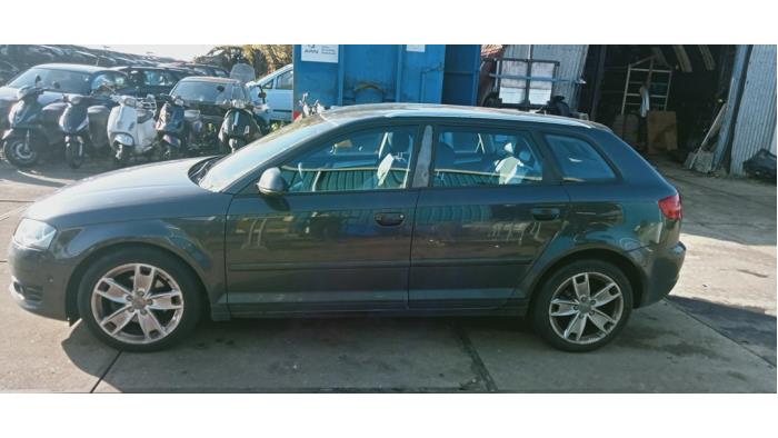 Audi A3 Sportback 1.4 TFSI 16V Épave (2009, Gris)