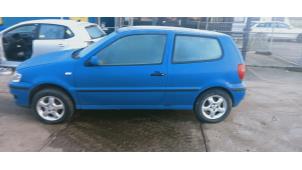 Volkswagen Polo III 1.4 Épave (2000, Bleu)