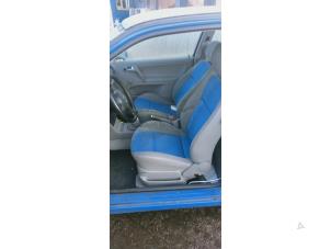 Volkswagen Polo III 1.4 Épave (2000, Bleu)