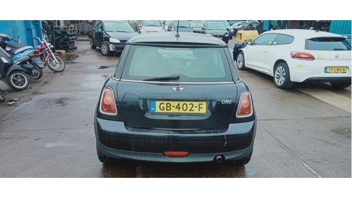 Mini Mini 1.4 16V One Samochód złomowany (2007, Czarny)