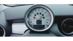 Mini Mini 1.4 16V One Samochód złomowany (2007, Czarny)