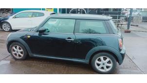 Mini Mini 1.4 16V One Samochód złomowany (2007, Czarny)
