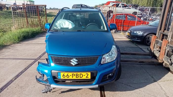 Suzuki SX4 1.6 16V 4x2  (Rozbiórka)