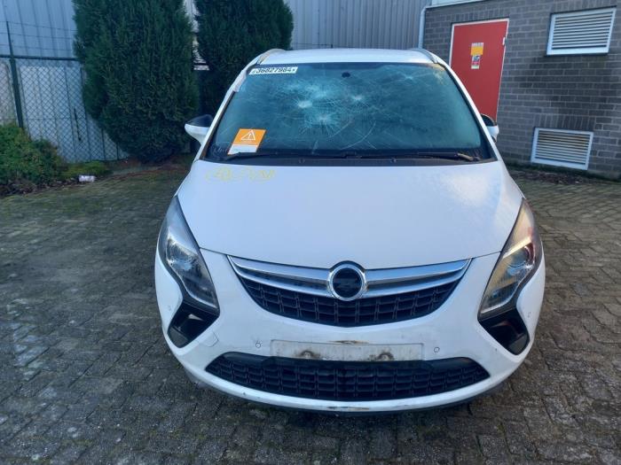 Opel Zafira Tourer 2.0 CDTI 16V 130 Ecotec Samochód złomowany (2014, Bialy)