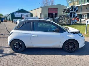 Opel Adam 1.4 16V Épave (2017, Blanc)
