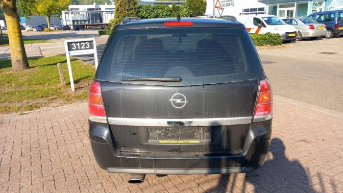 Opel Zafira B 05- Schrottauto (2006, Schwarz)