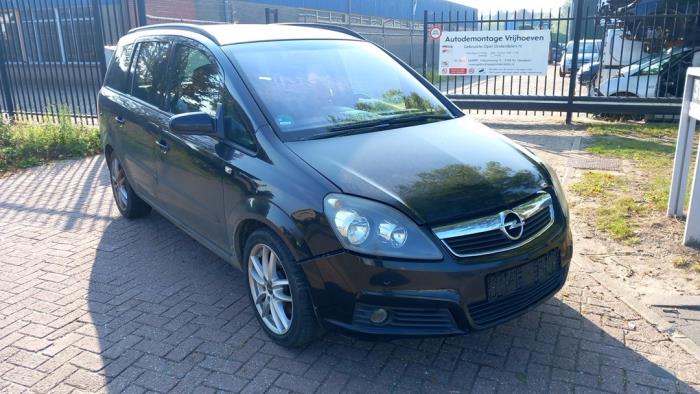 Opel Zafira B 05- Schrottauto (2006, Schwarz)