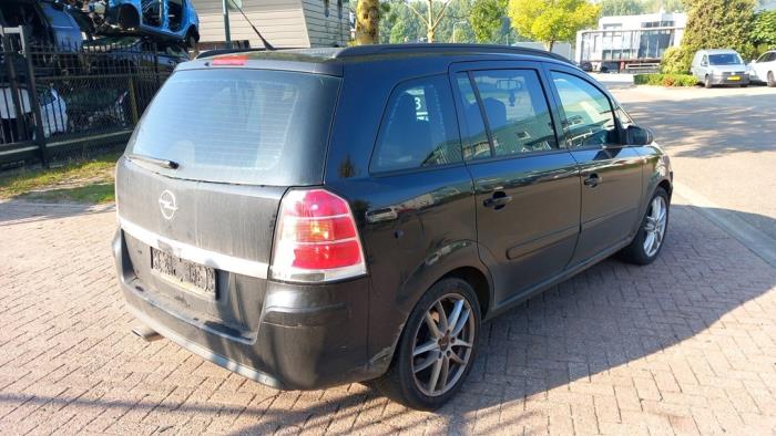 Opel Zafira B 05- Schrottauto (2006, Schwarz)
