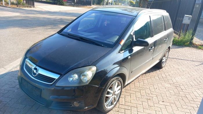 Opel Zafira B 05- Schrottauto (2006, Schwarz)