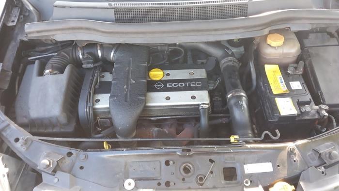 Opel Zafira B 05- Schrottauto (2006, Schwarz)