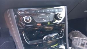 Opel Astra K Sports Tourer 1.4 Turbo 16V Vehículo de desguace (2016, Blanco)