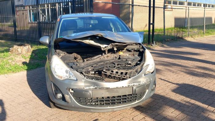 Opel Corsa D 1.2 16V Vehículo de desguace (2012, Gris plateado, Marrón)