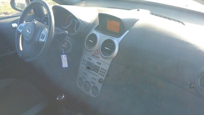 Opel Corsa D 1.2 16V Vehículo de desguace (2012, Gris plateado, Marrón)